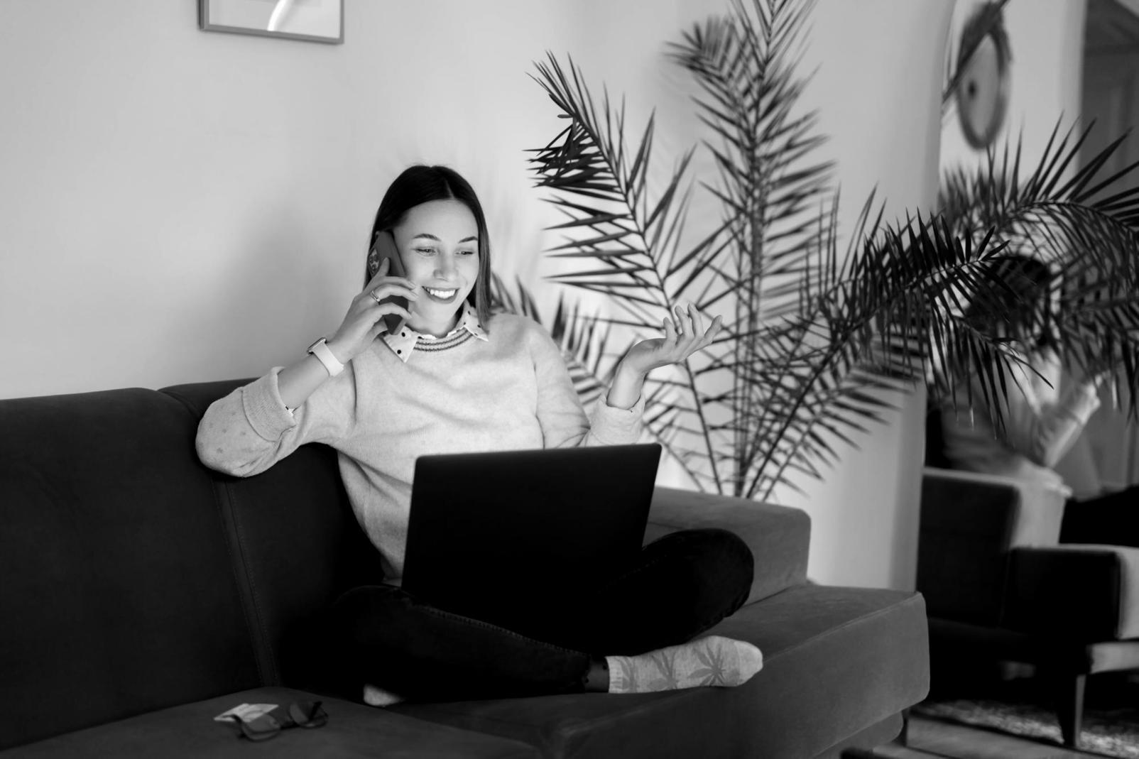 Équipe de formateurs spécialisés en gestion financière personnelle